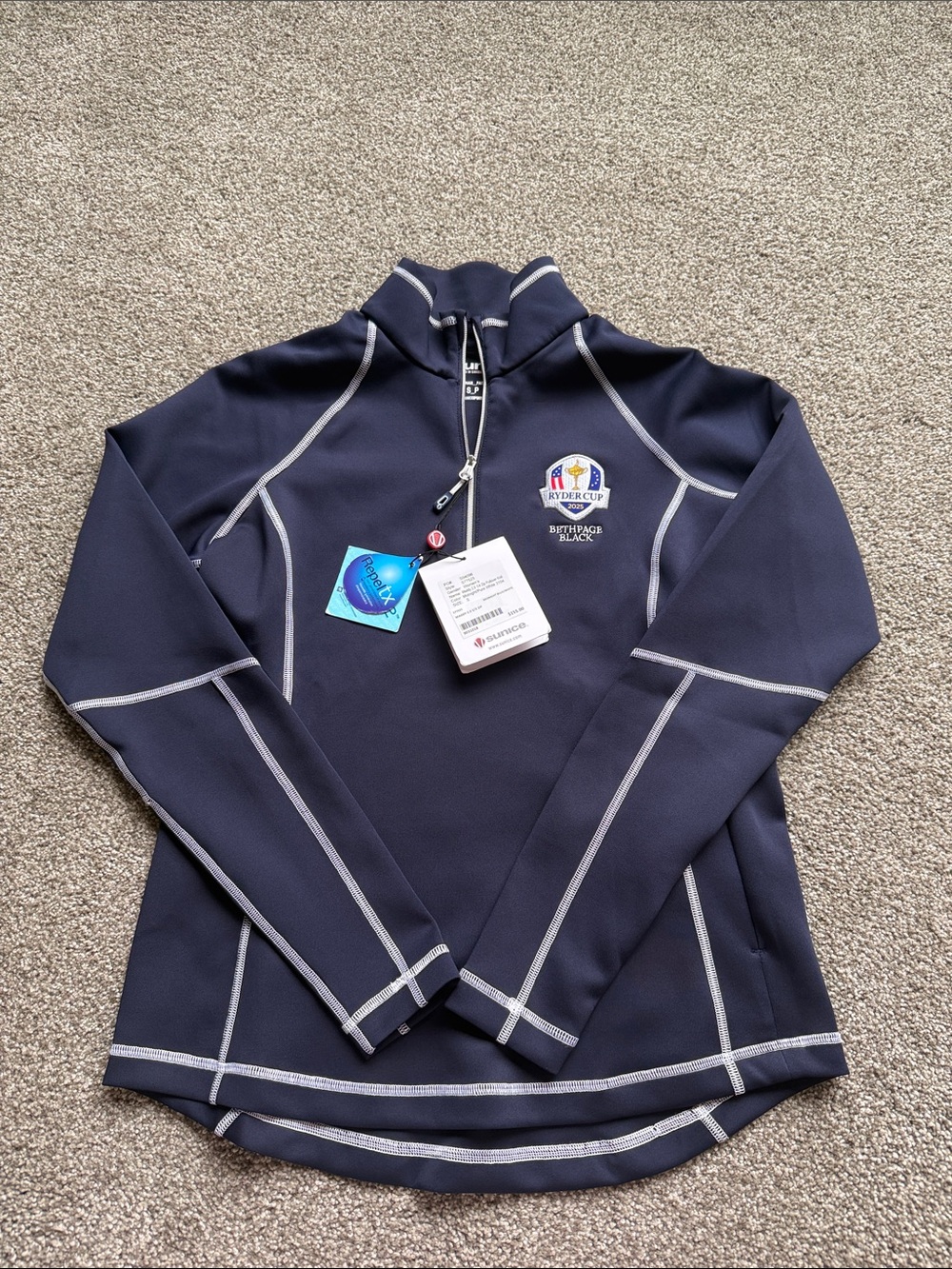 NWT Ryder Cup 2025, Bethpage Black,  Women’s Navy 1/4 Zip Pullover, S